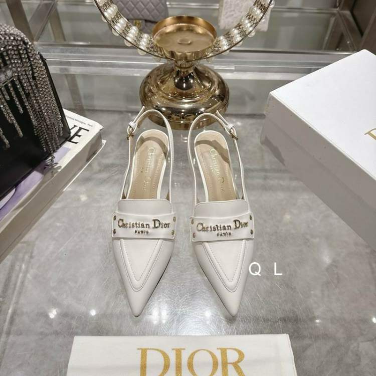 Picture of Dior Shoes _SKUDiorsz35-4043727.5CMLL0703